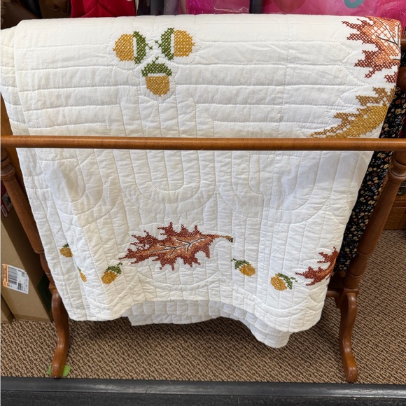 Autumn Leaf Embroidered Quilt